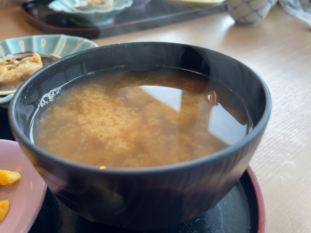 あさりのみそ汁　萬八屋